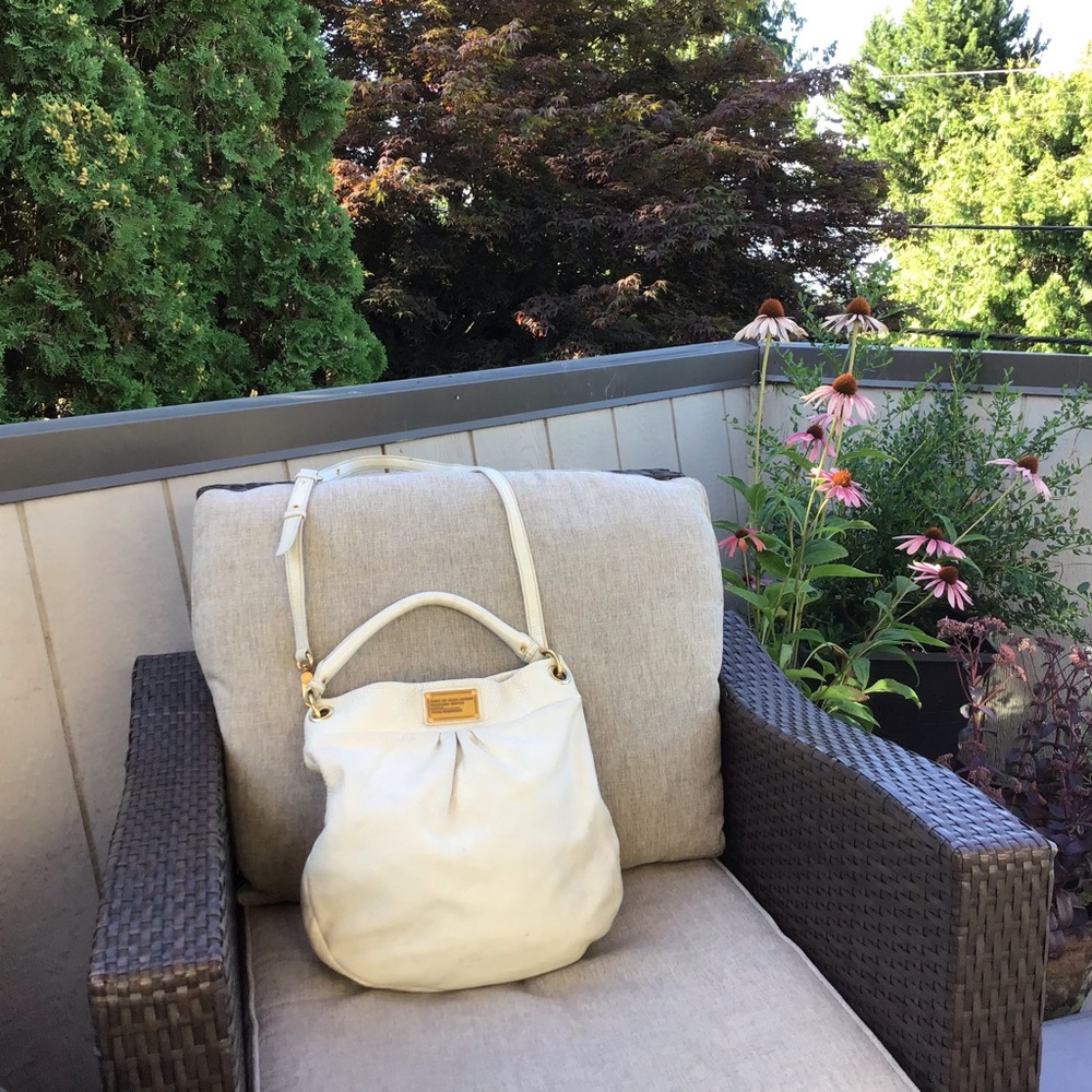 Marc By Marc Jacobs Vintage White Leather Hillier Bag